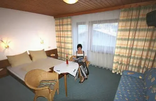 ゲストハウス Haus Astrid-christoph フィンケンベルク